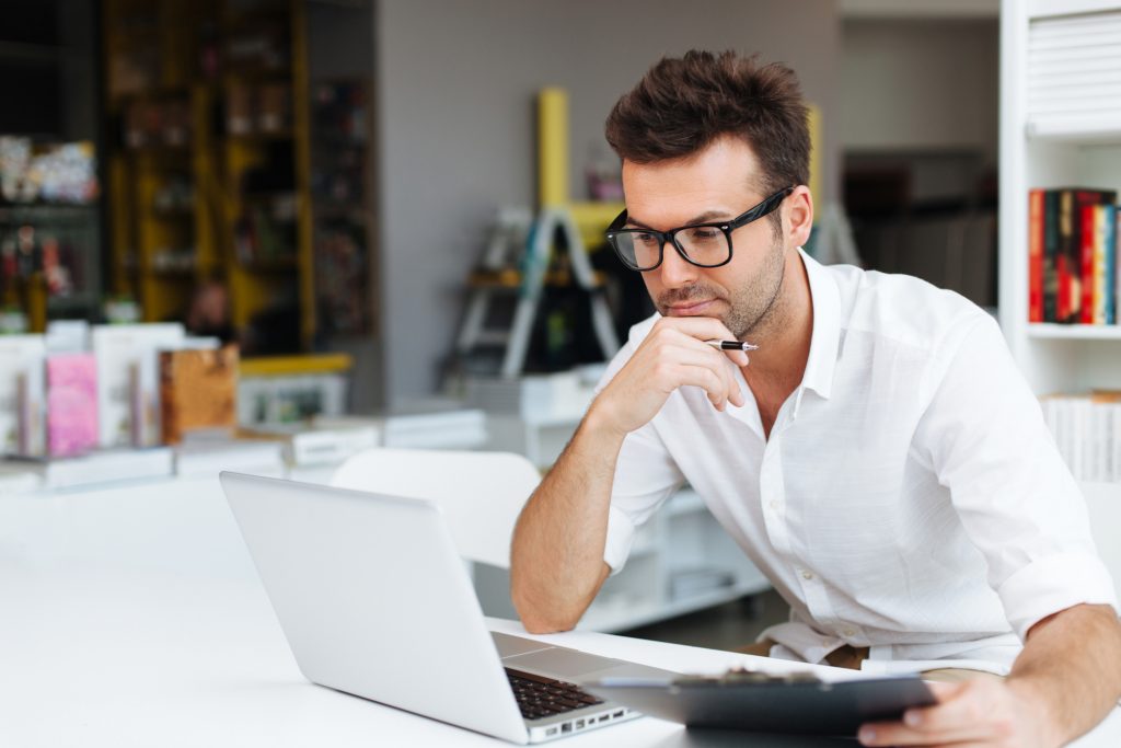 man thinking if he can earn with rewards panel